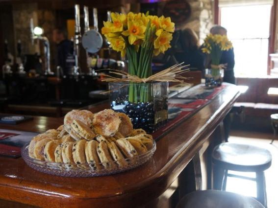 Castle Inn Newport  Ngoại thất bức ảnh