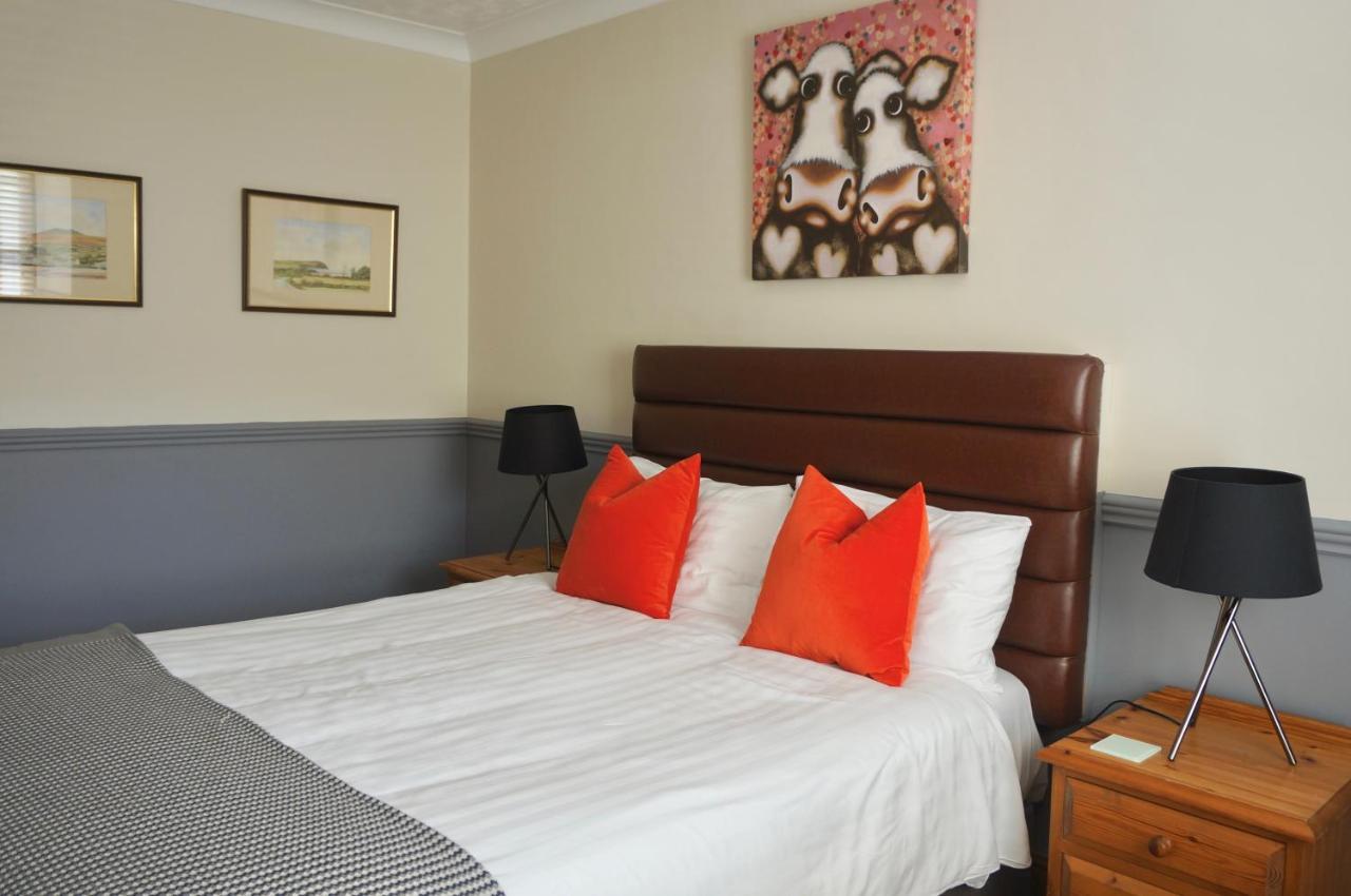 Castle Inn Newport  Phòng bức ảnh
